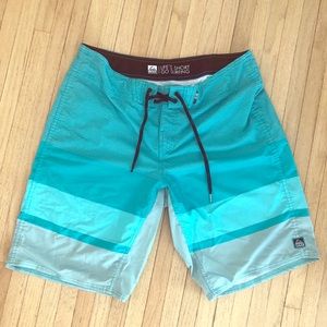 Men’s Reef board shorts swim trunk blue teal 34